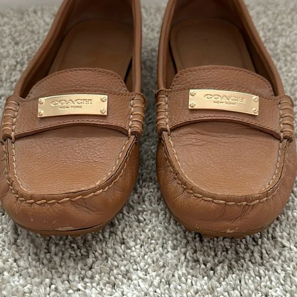 Coach Fredrica tan leather loafers - Picture 3 of 12